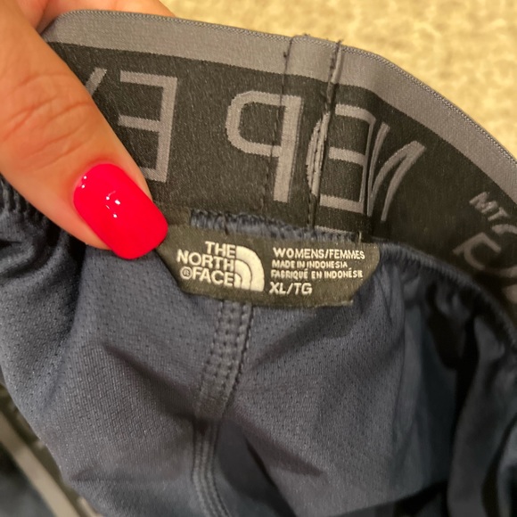 The North Face skorts - Picture 4 of 5